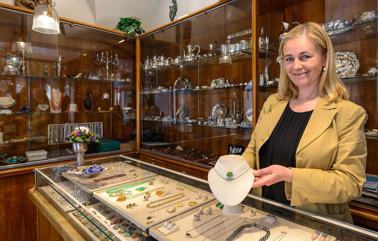 Juwelier In Der Nähe Jetzt Geöffnet Juwelier Koppenwallner : salzburg.info